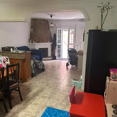 Newly Refurbished 2 *