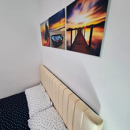 Newly Refurbished 2 * La Línea de la Concepción