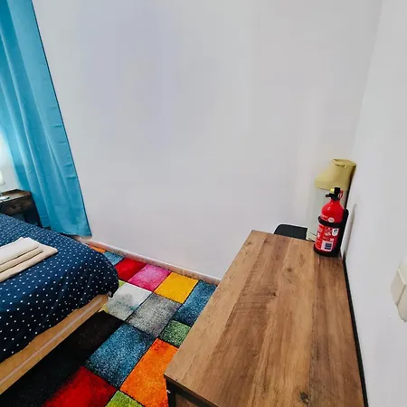 Quarto em Acomodações Particulares Newly Refurbished 2